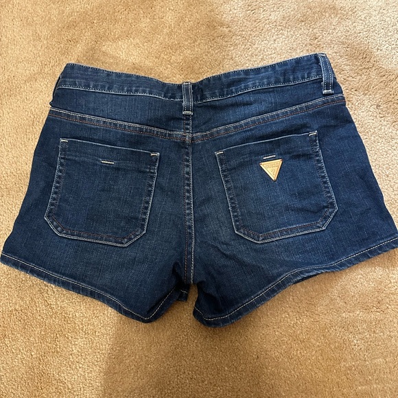 Guess booty shorts y2k - Picture 2 of 3